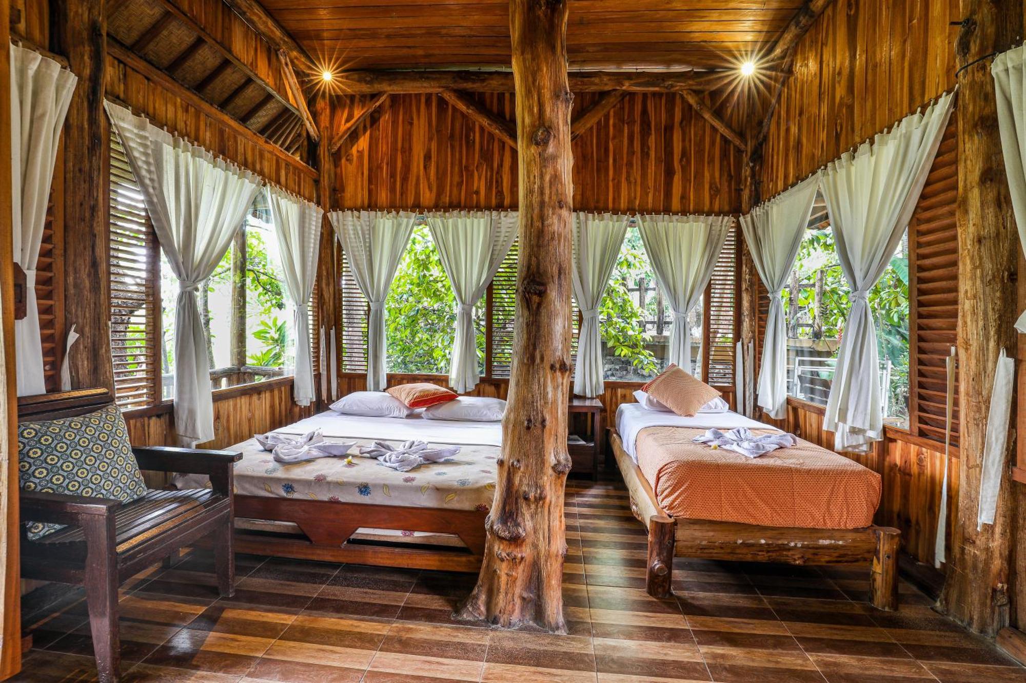 Omunity Bali Hotell Singaraja Eksteriør bilde